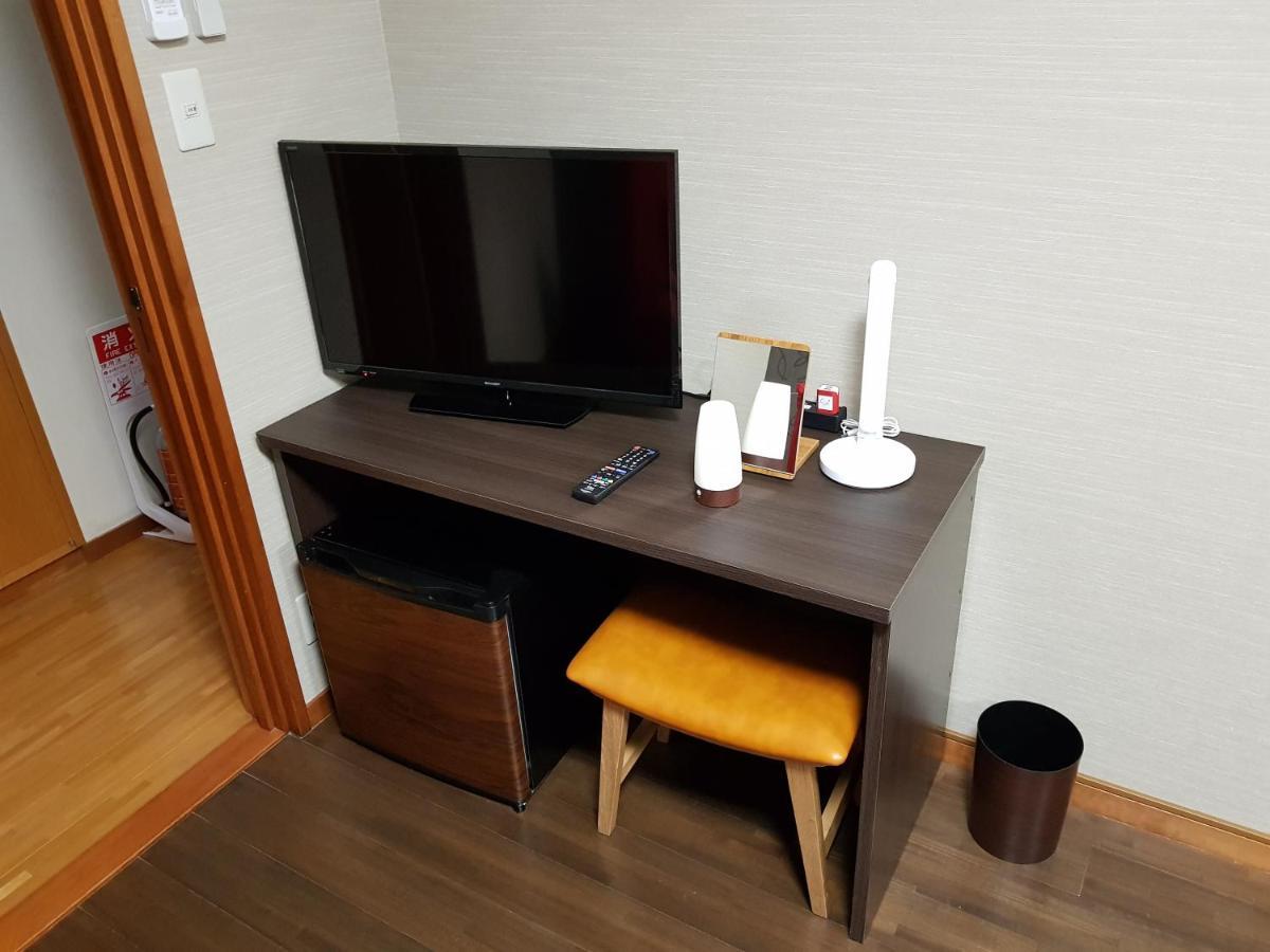 Guesthouse Zink Sado Bagian luar foto