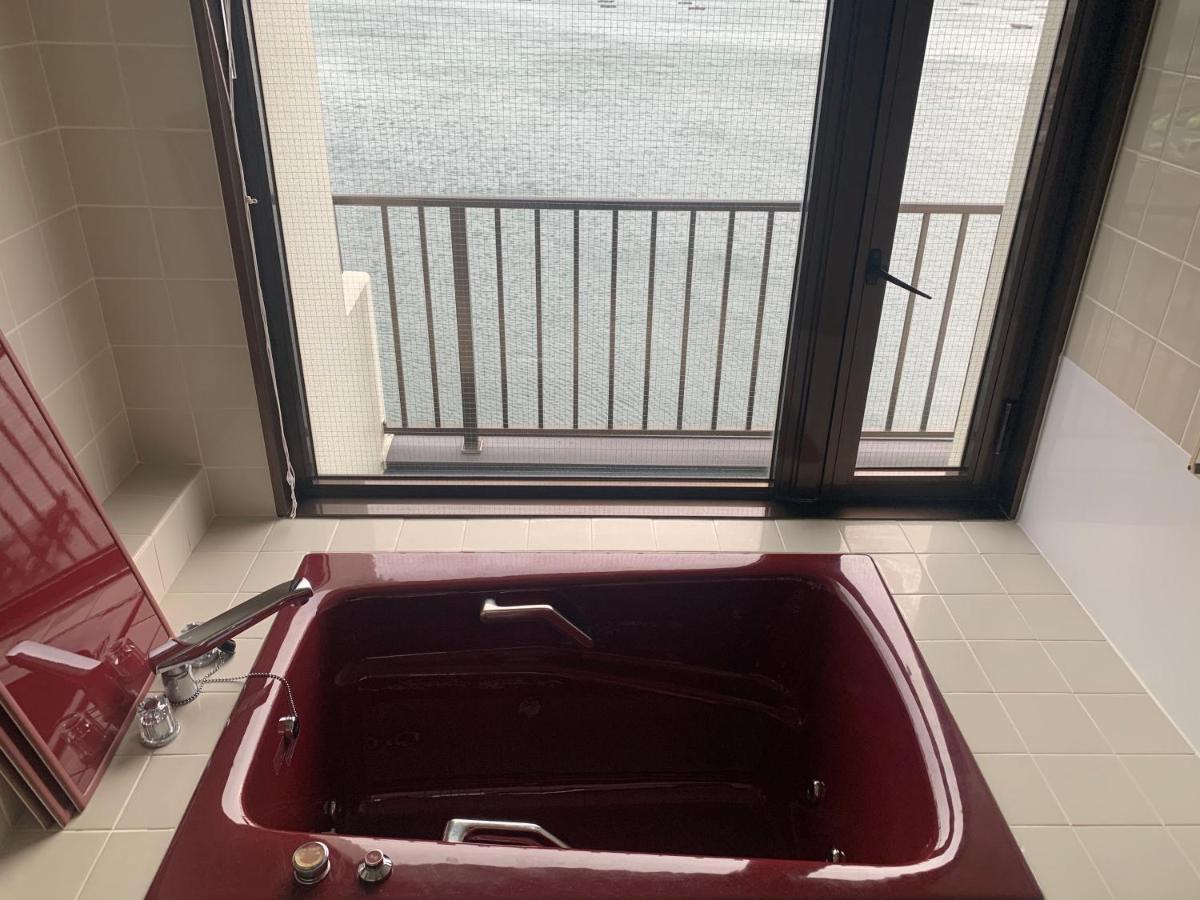 Guesthouse Zink Sado Bagian luar foto