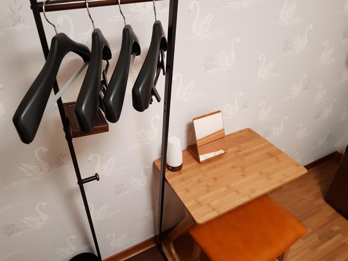 Guesthouse Zink Sado Bagian luar foto